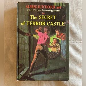 ALFRED HITCHCOCK and The Three Investigators in
The SECRET of TERROR 1964